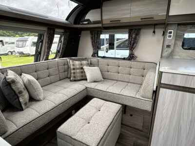 2025 Coachman Lusso III lounge